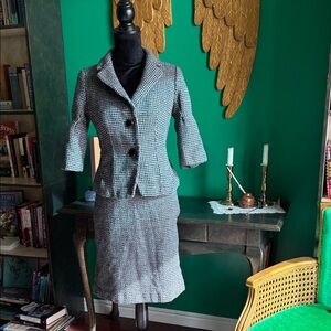 Ann Taylor gray tweed 100% wool double breasted blazer & skirt set size S READ!!